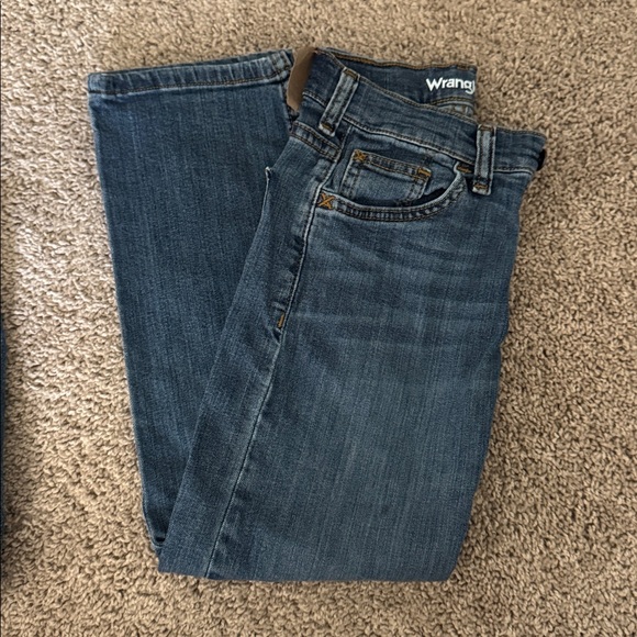3 Pair of Boys Jeans - Wrangler & Levi - Picture 8 of 16